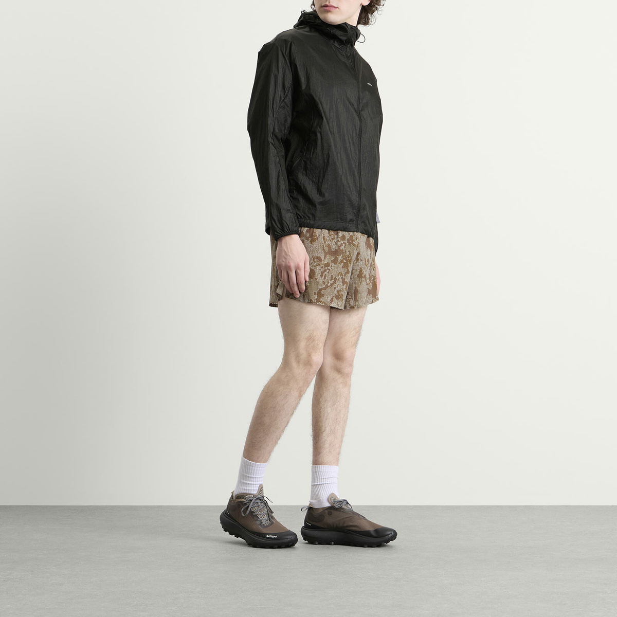 Satisfy Men's Pertex Diamond Fuse Windbreaker in Black