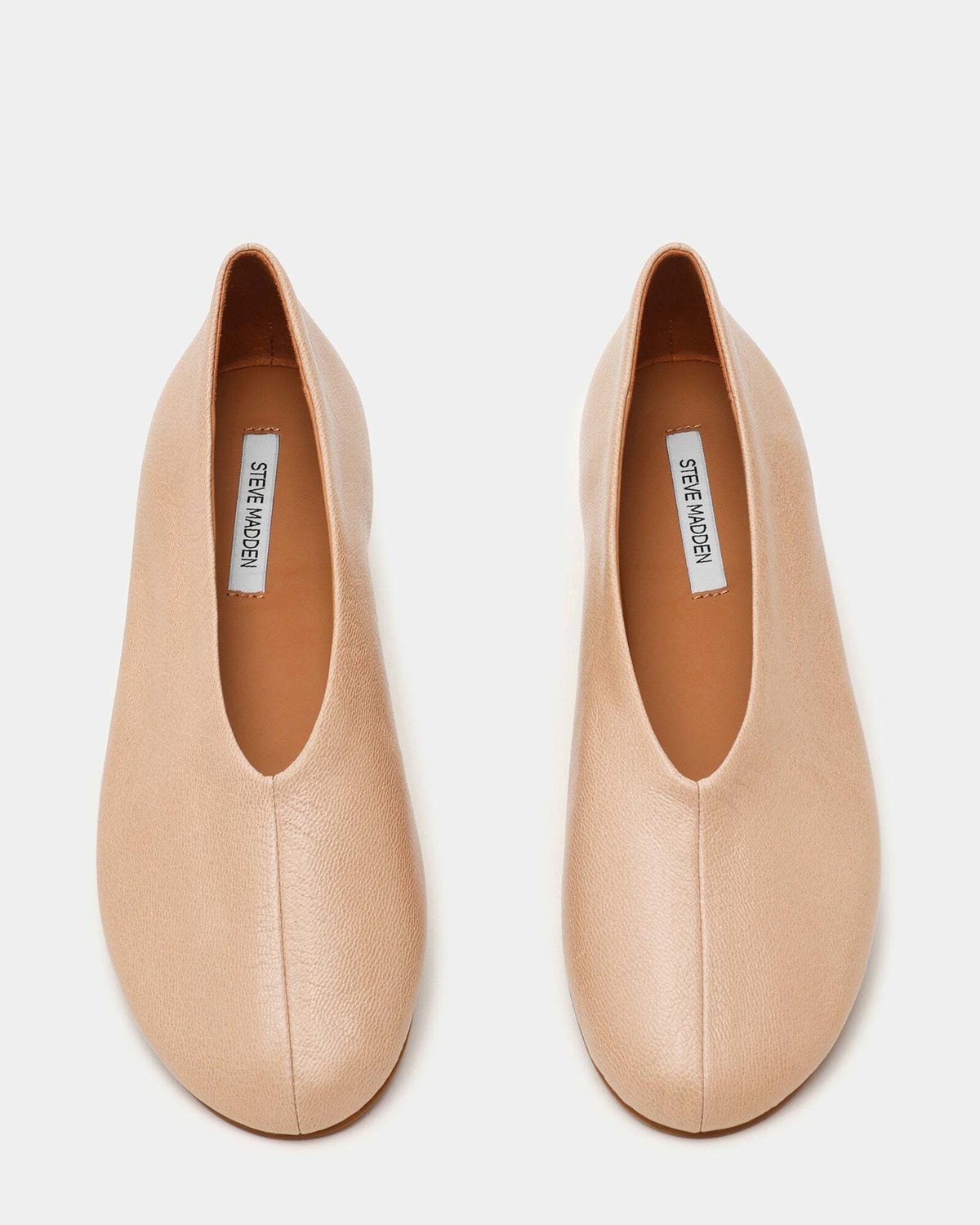 Steve Madden Cyntra Flats in Natural