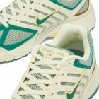 Nike AIR PEG 2K5 Sneakers in Milk/Tan/Yellow