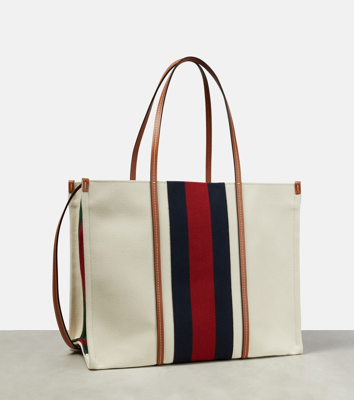 Medium Interlocking G tote bag in white cotton canvas