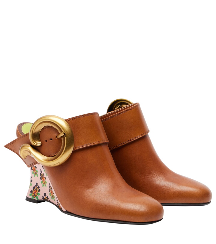 Photo: Etro Sabot leather wedges