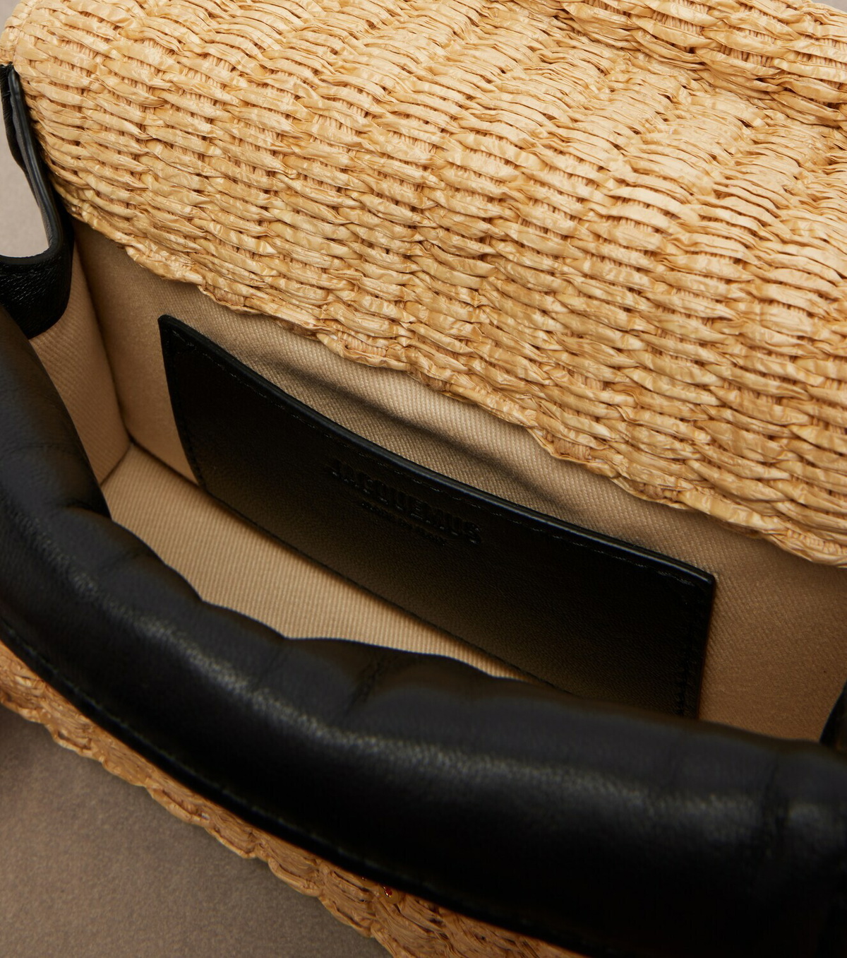 Jacquemus Rond Carré Small raffia-effect clutch