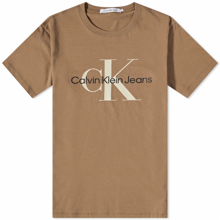 Photo: Calvin Klein Men's Monologo T-Shirt in Shitake