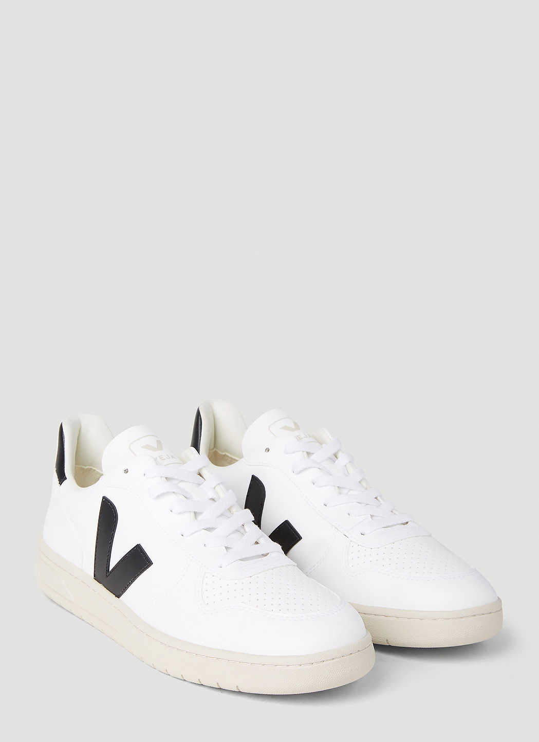 Veja V-10 CWL Sneakers
