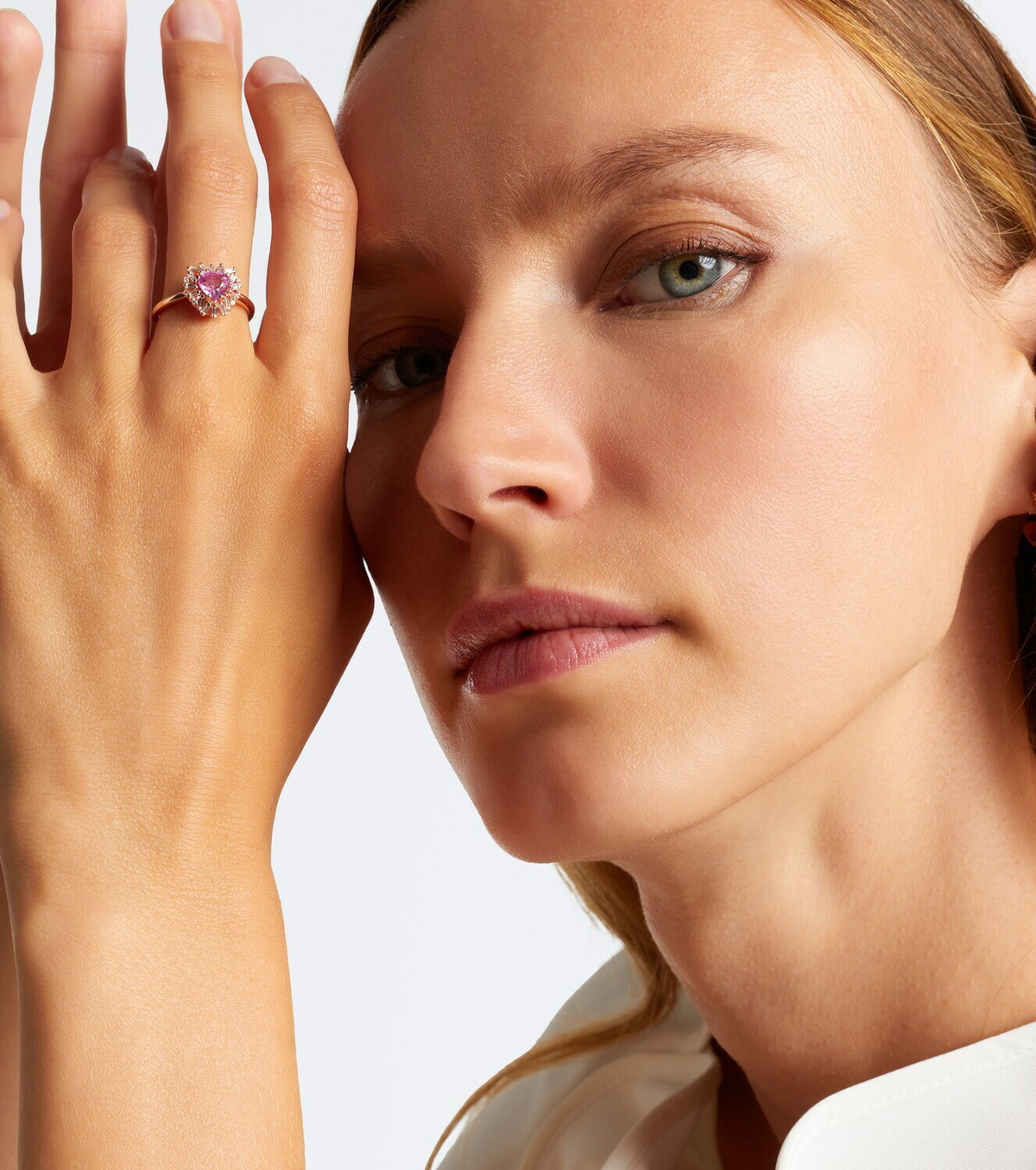 Suzanne Kalan 18kt rose gold ring with sapphire and diamonds