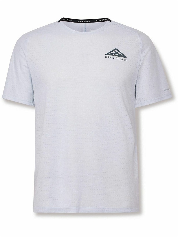 Photo: Nike Running - Trail Solar Chase Dri-FIT Mesh T-Shirt - White