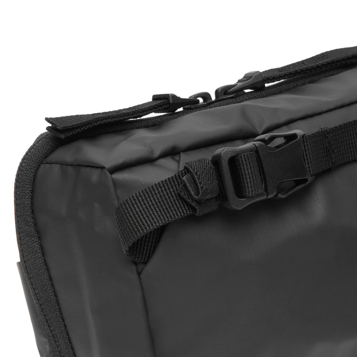 Db Journey Ramverk Tech Organiser in Black Out 