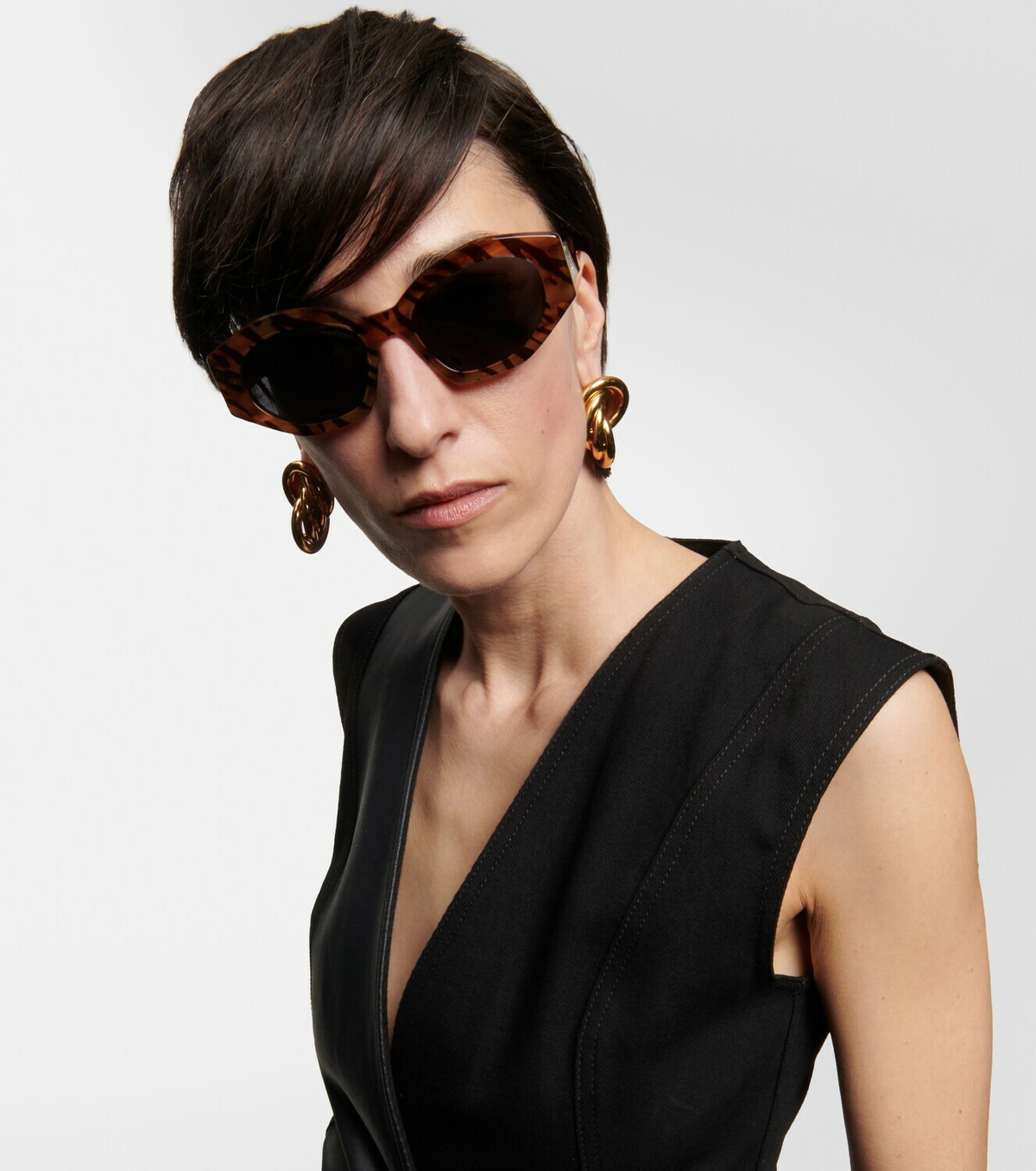 Celine Eyewear Triomphe 08 cat-eye sunglasses Celine