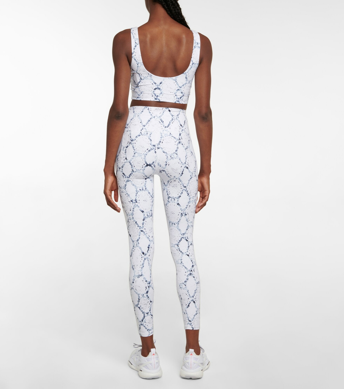 amazon sanuk mens shoes