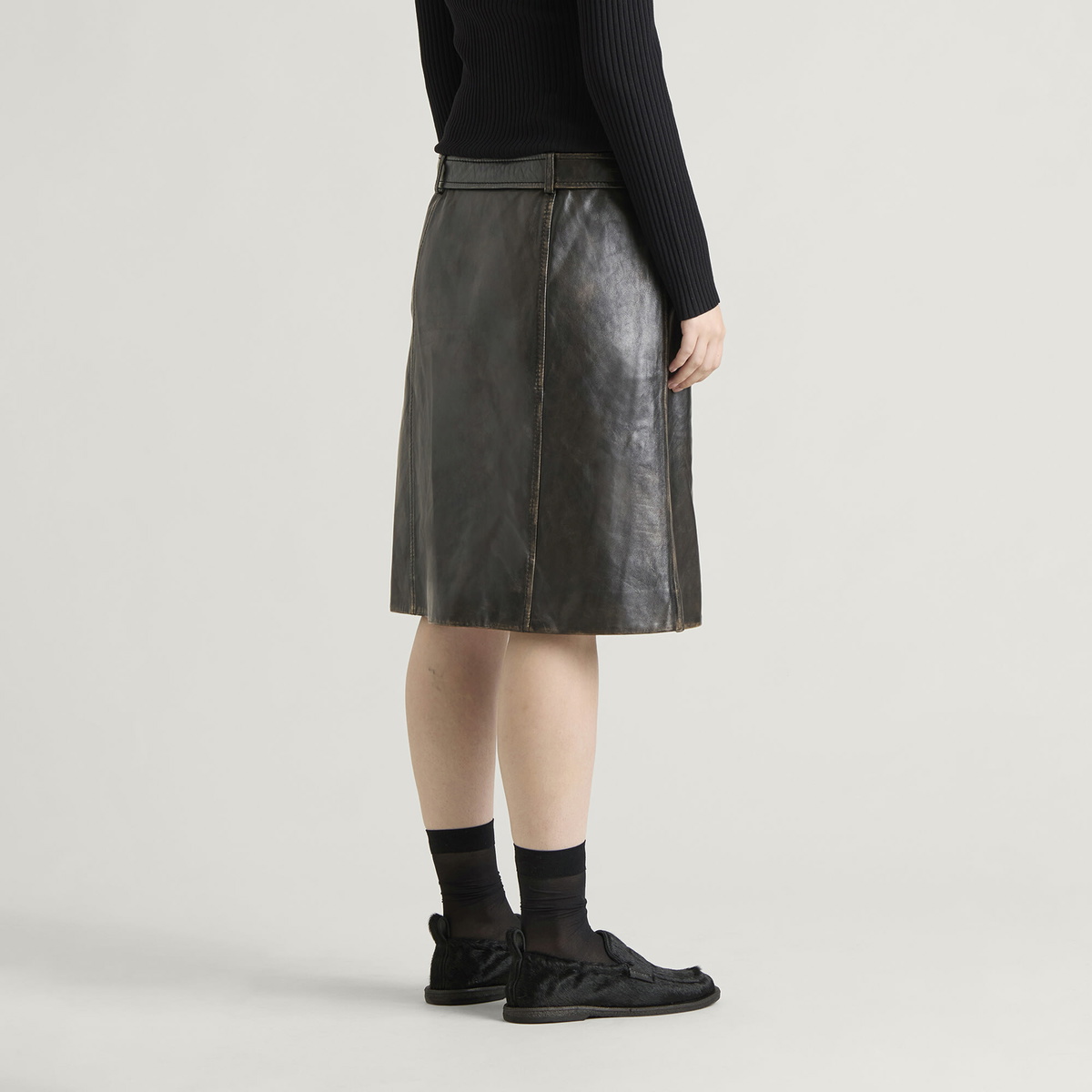 END. x Samsøe Samsøe Women's Sastiya Leather Skirt in Washed Black Olive