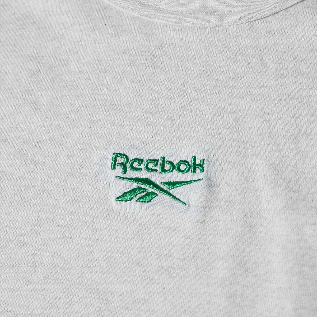 Reebok Men's Classic Vector T-Shirt in Chalk Melange Reebok