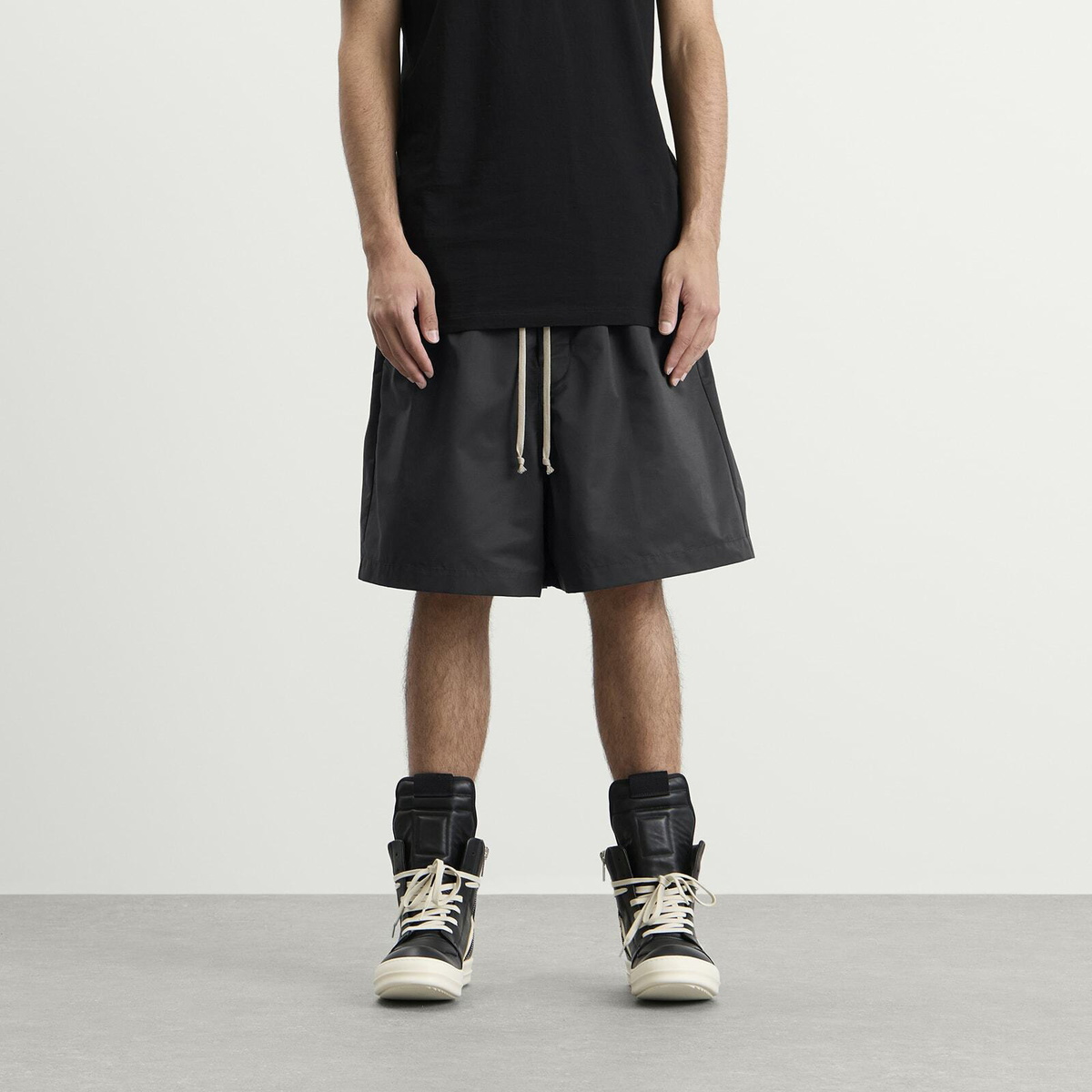 Rick Owens Men's Faun Shorts in Black