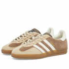 Adidas Gazelle Indoor in Earth Strata/Ftwr White/Magic Beige