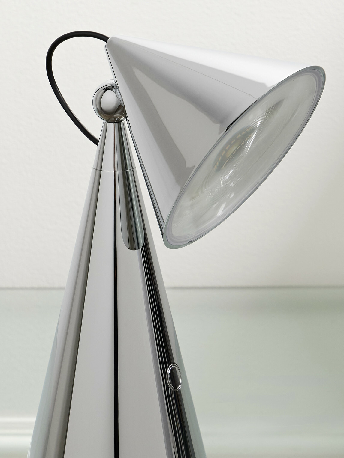 Tom Dixon - Pose Portable Silver-Tone LED Lamp