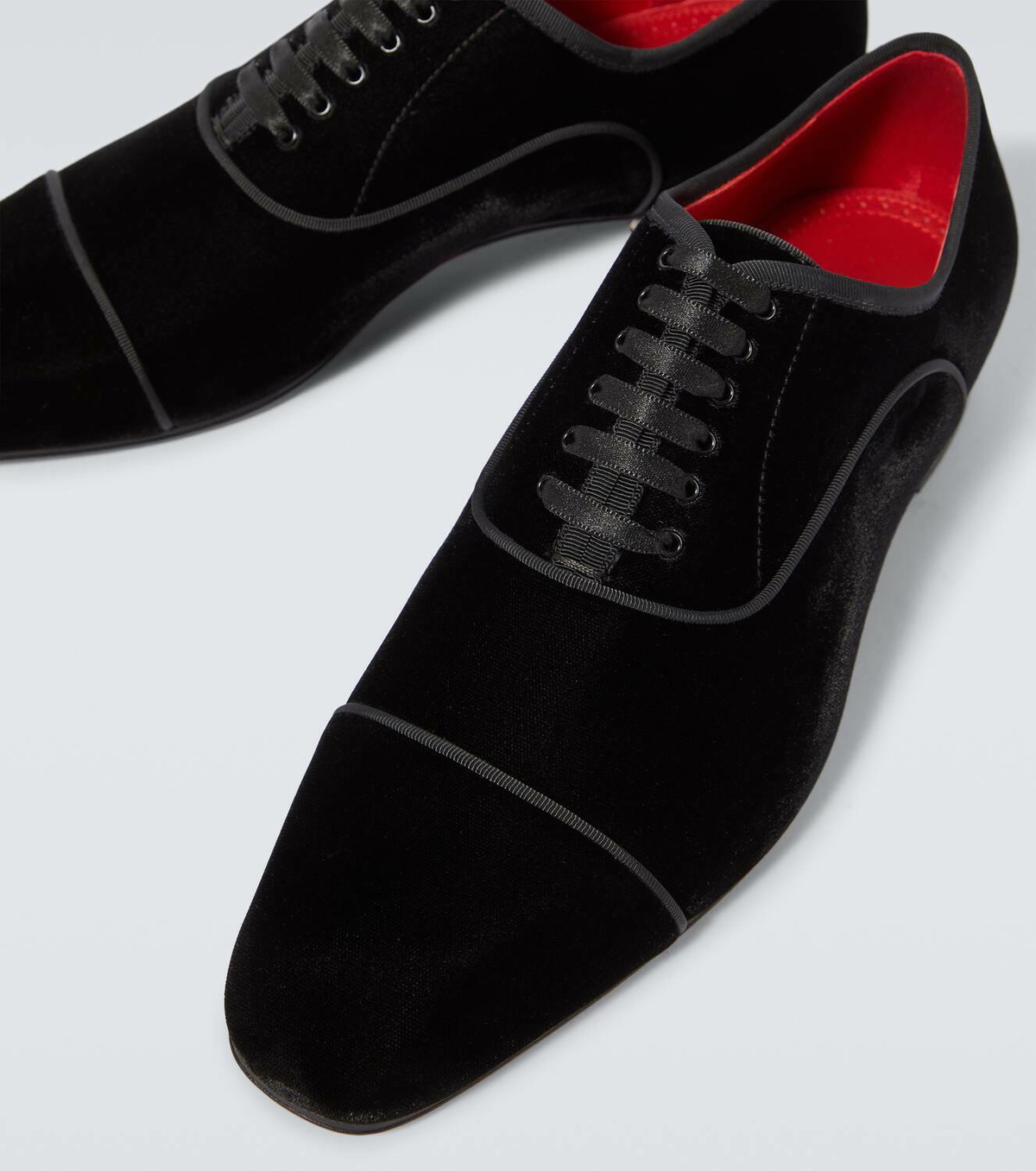 Christian Louboutin Greggyrocks velvet Oxford shoes  display picture 2