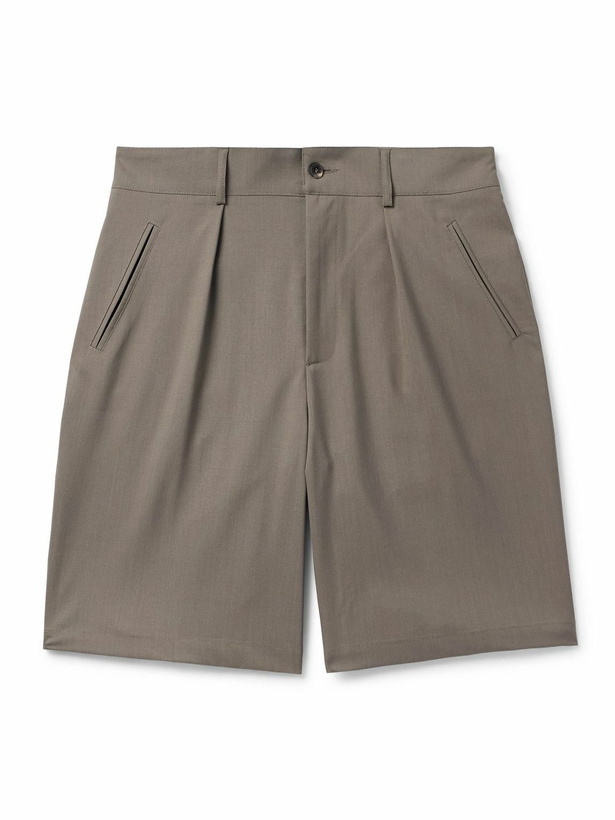 Photo: De Bonne Facture - Straight-Leg Pleated Wool Shorts - Green
