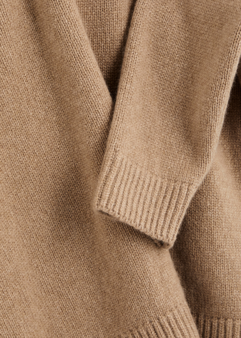 Khaite Leta Cashmere Jumper Beige