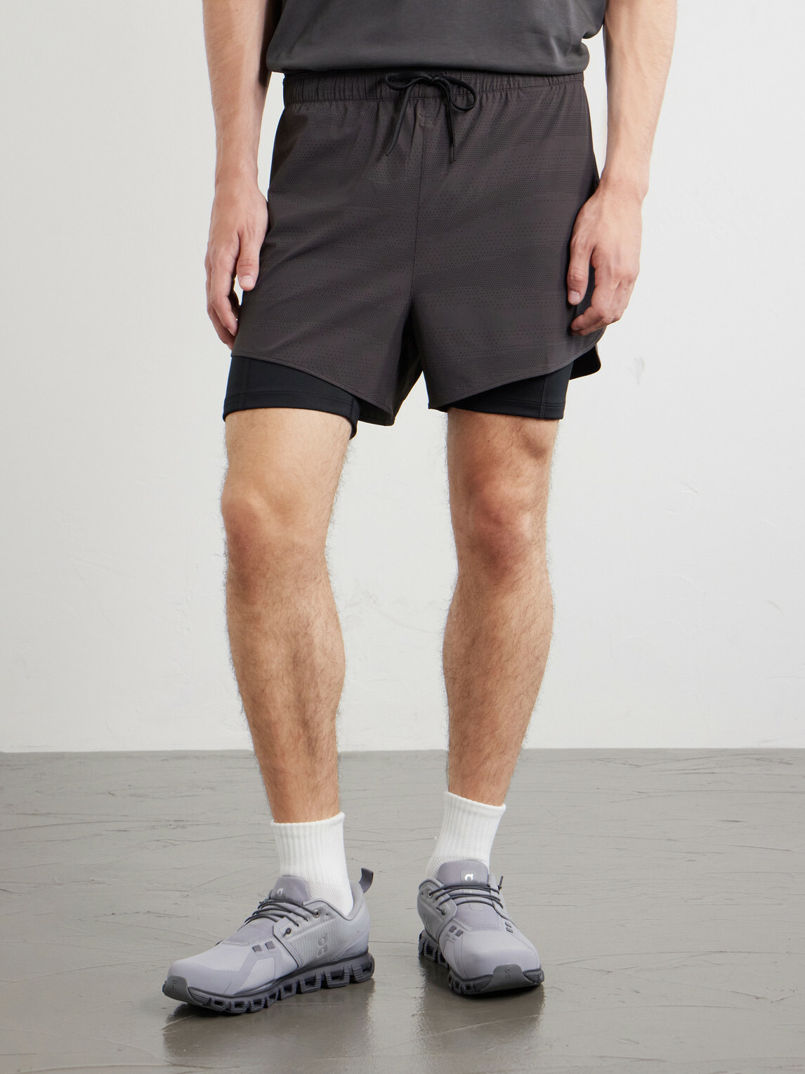 On - Erewhon Jersey Running Shorts - Gray