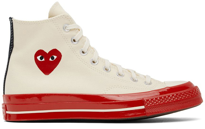 Photo: COMME des GARÇONS PLAY Off-White & Red Converse Edition Chuck 70 Sneakers