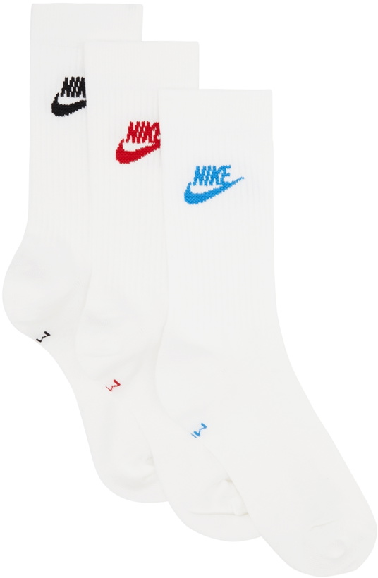 Photo: Nike Three-Pack White & Multicolor Sportswear Everyday Essential Socks