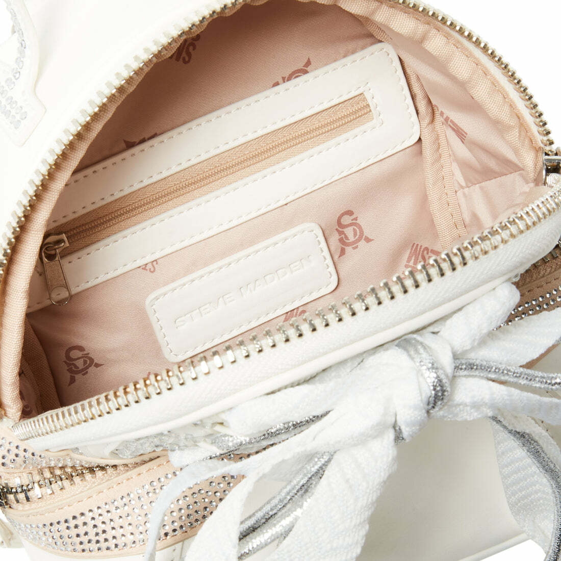 Steve Madden Broaring Bag in White