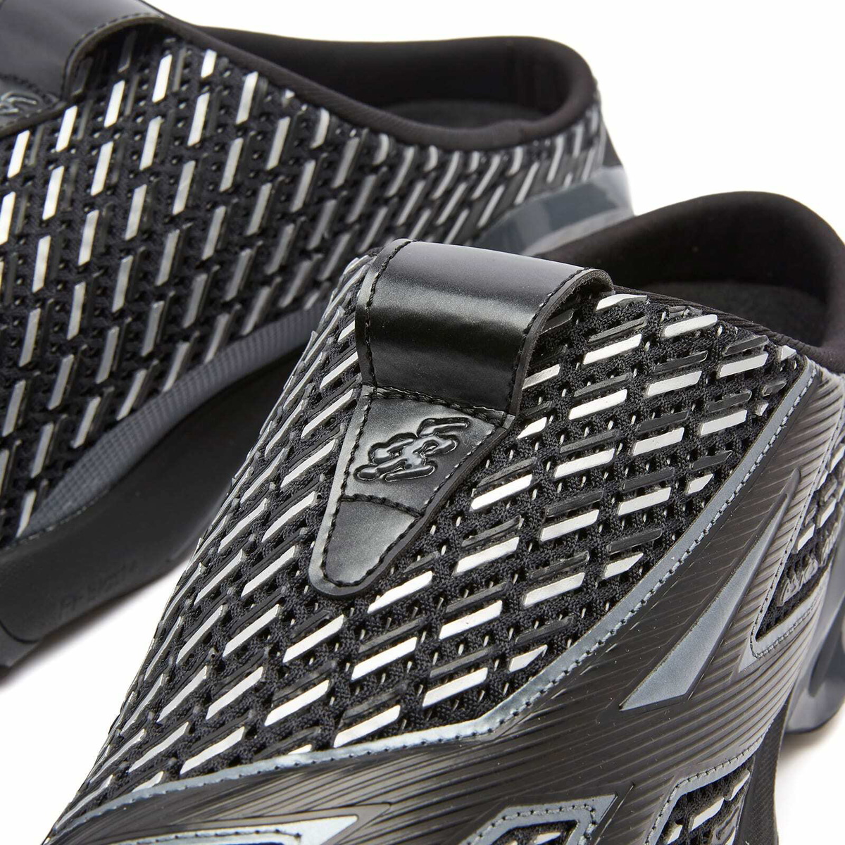 Asics Novalis Gel-Styrax Sneakers in Obsidian Black/Pure