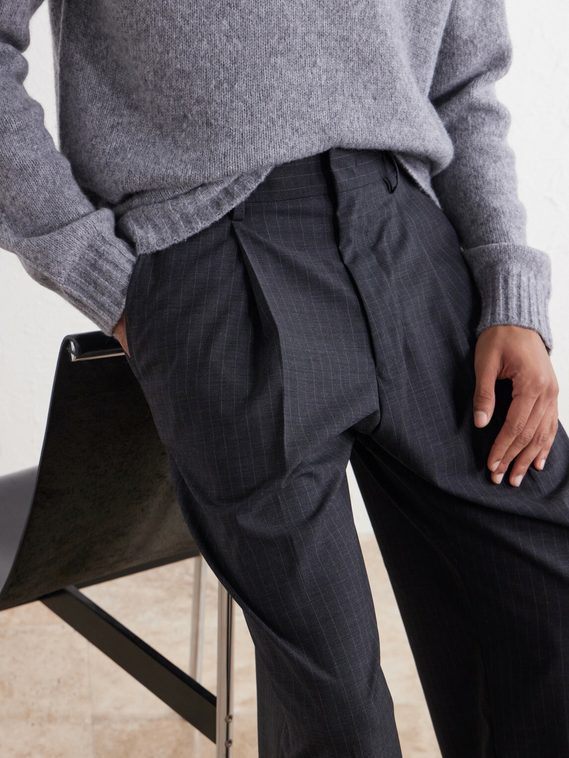 NN07 - Kay 10037 Straight-Leg Pleated Pinstriped Woven Trousers - Gray