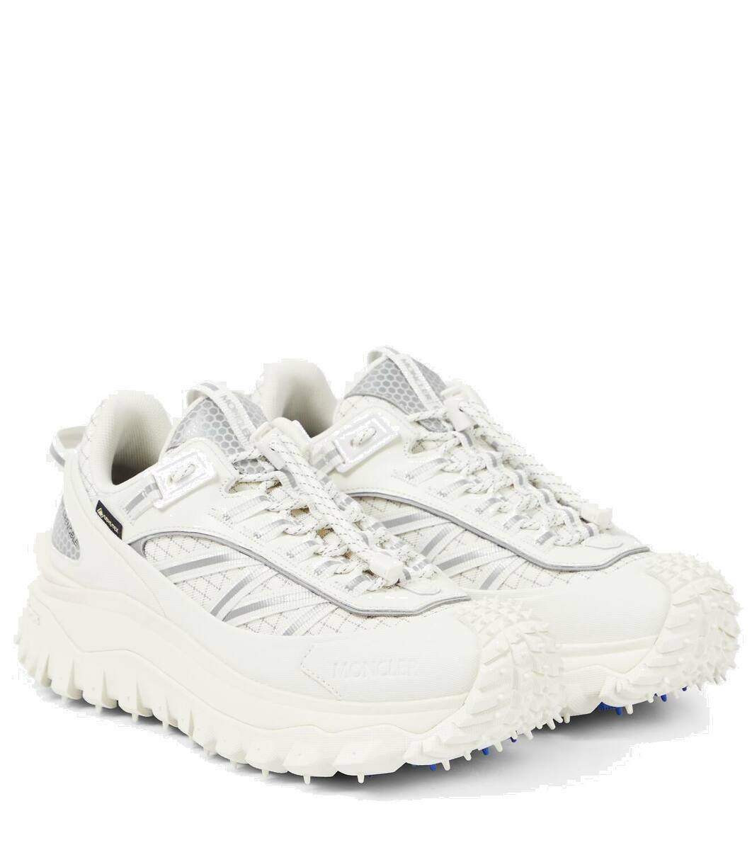 MONCLER Trailgrip ライト3 ヌバック＆スエード トレーナー Trailgrip leather and suede sneakers in beige - Moncler