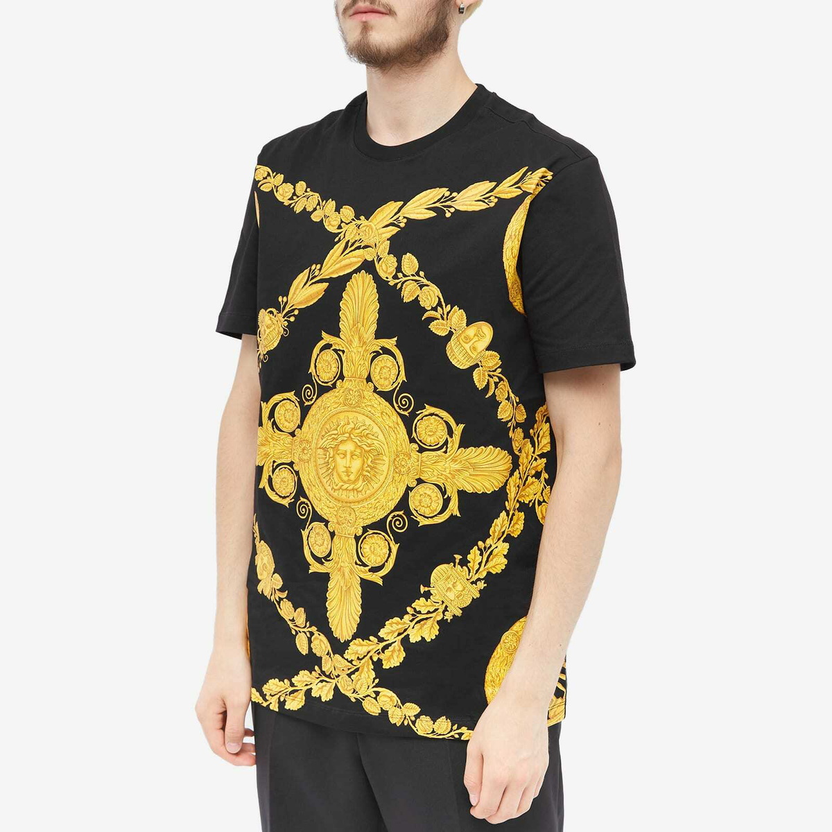 Versace t shirt outlet black and gold