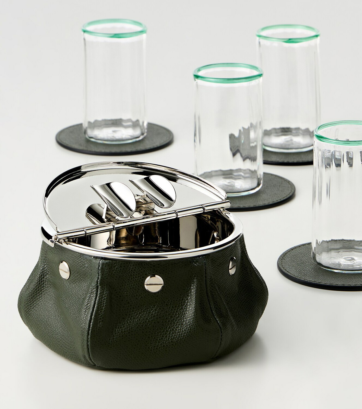 Giobagnara Laurence Bean Bag leather ashtray