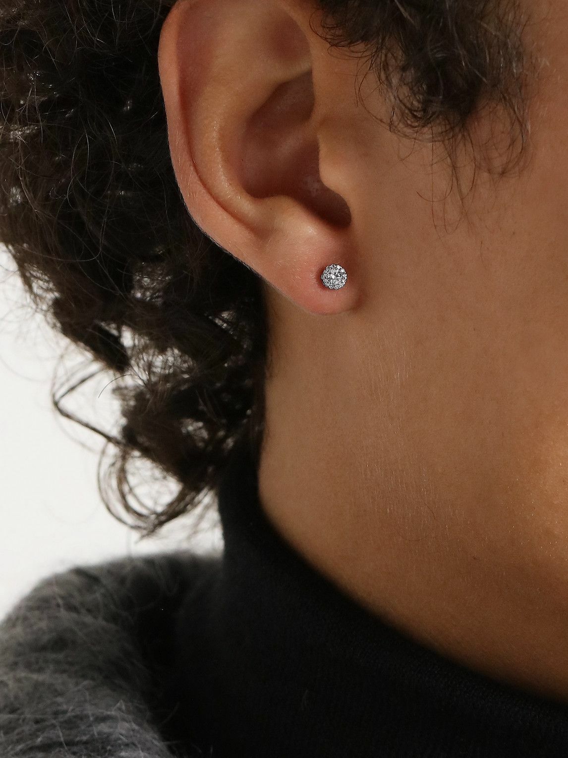 Greg Yuna - 18-Karat White Gold Diamond Single Earring