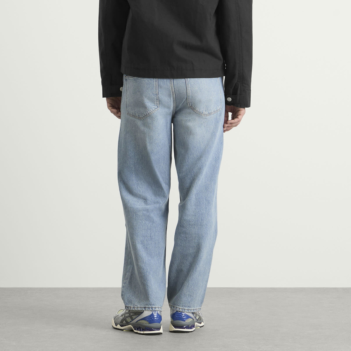 Wax London Men's Vintage Denim Loose Fit Jeans in Antique Blue
