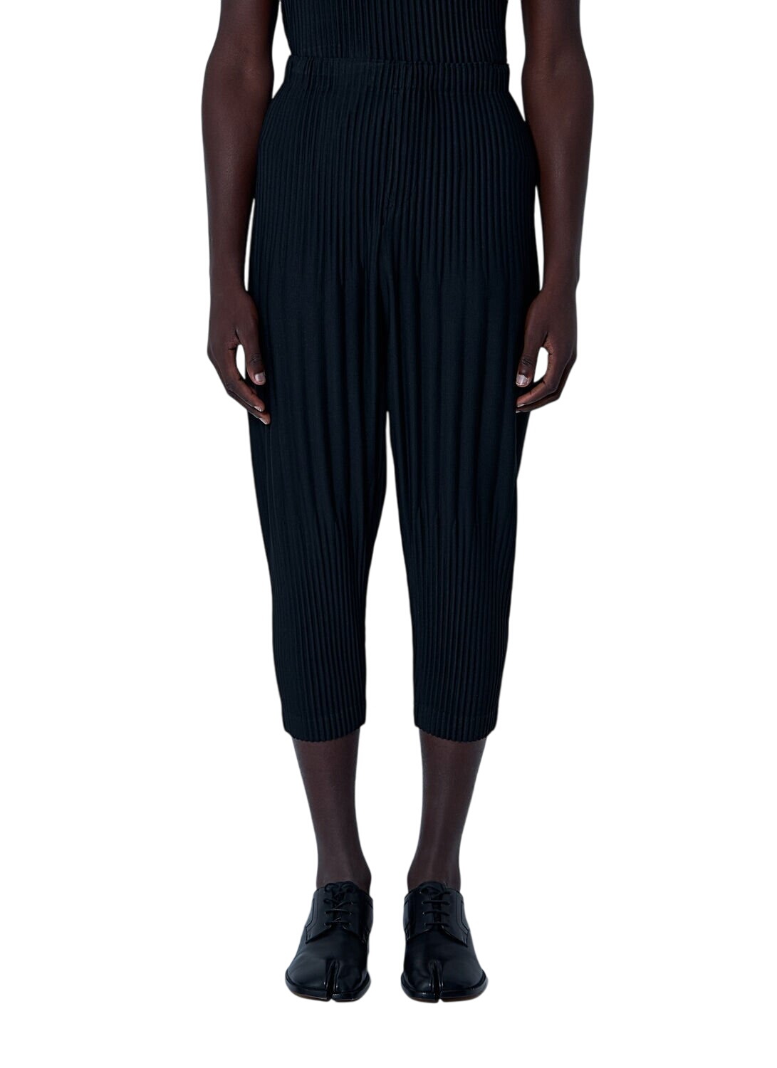 Homme Plissé Issey Miyake Men's JF109 Straight Pant in Black Homme