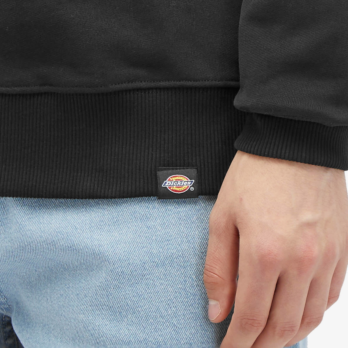 Dickies Men's Aitkin Sweatshirt in Blk/Plum Perfct