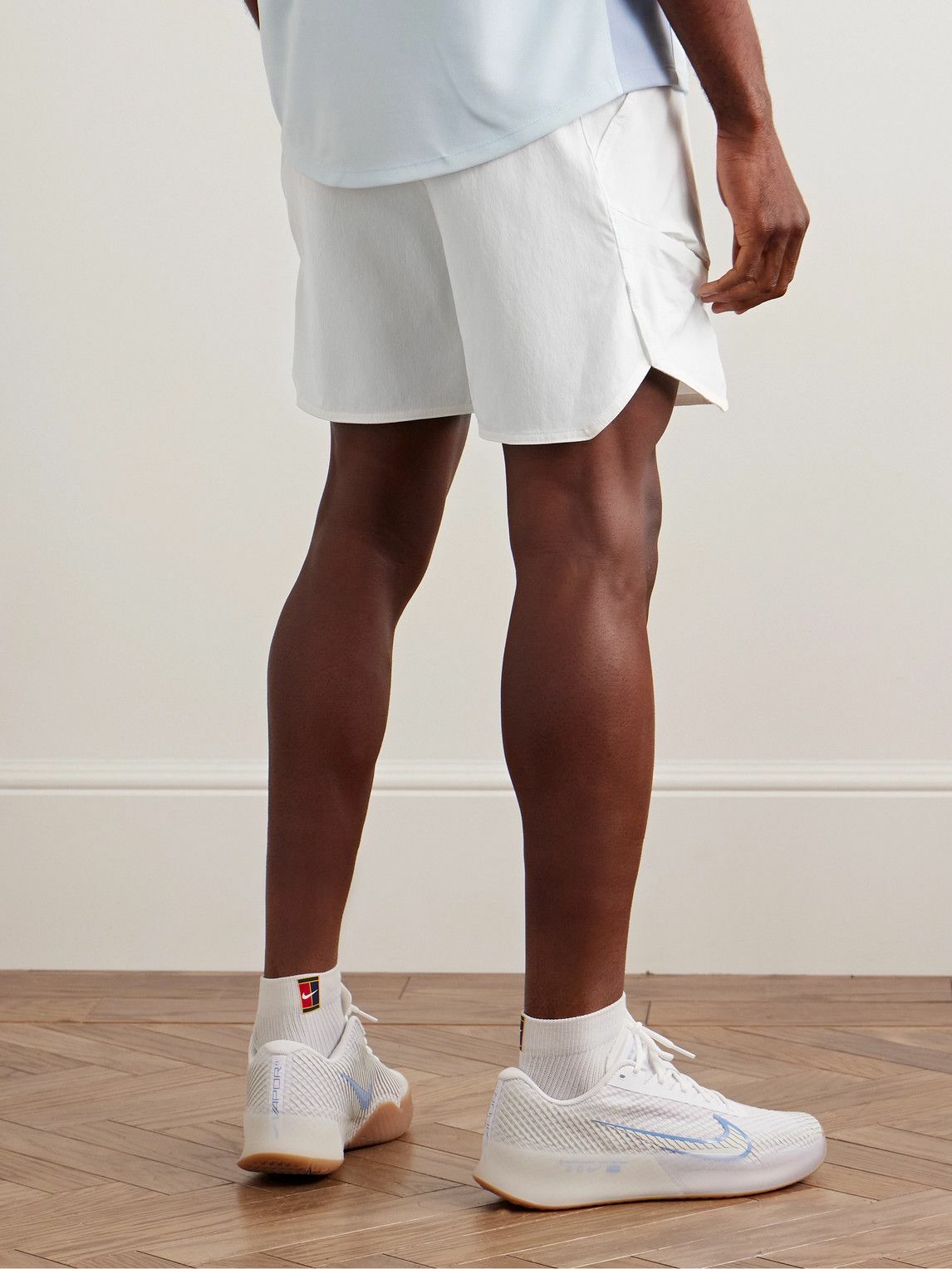 Nike Tennis - NikeCourt Advantage Straight-Leg Dri-FIT Tennis Shorts - White
