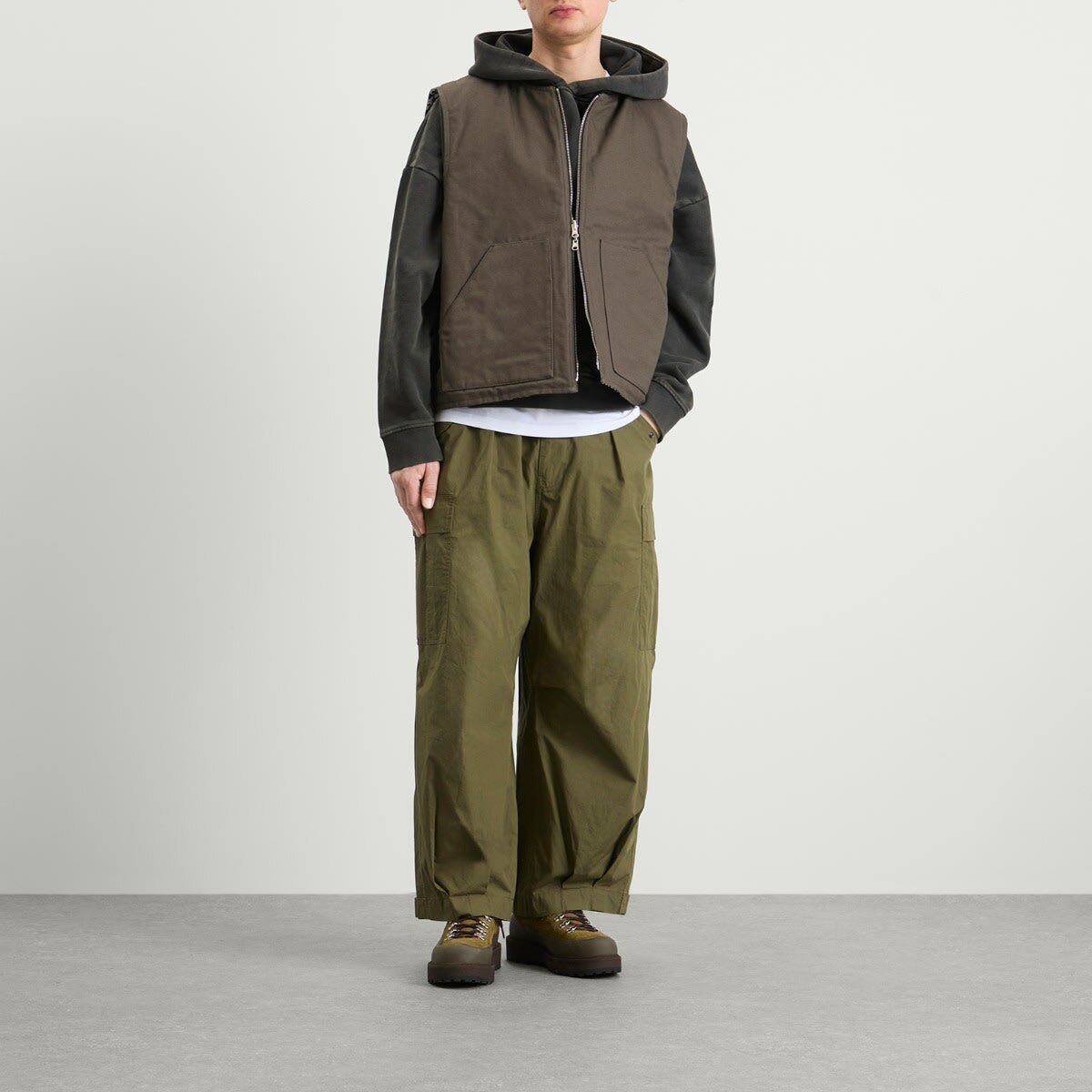 NOMARHYTHM TEXTILE Men's Reversible Work Vest in Gray