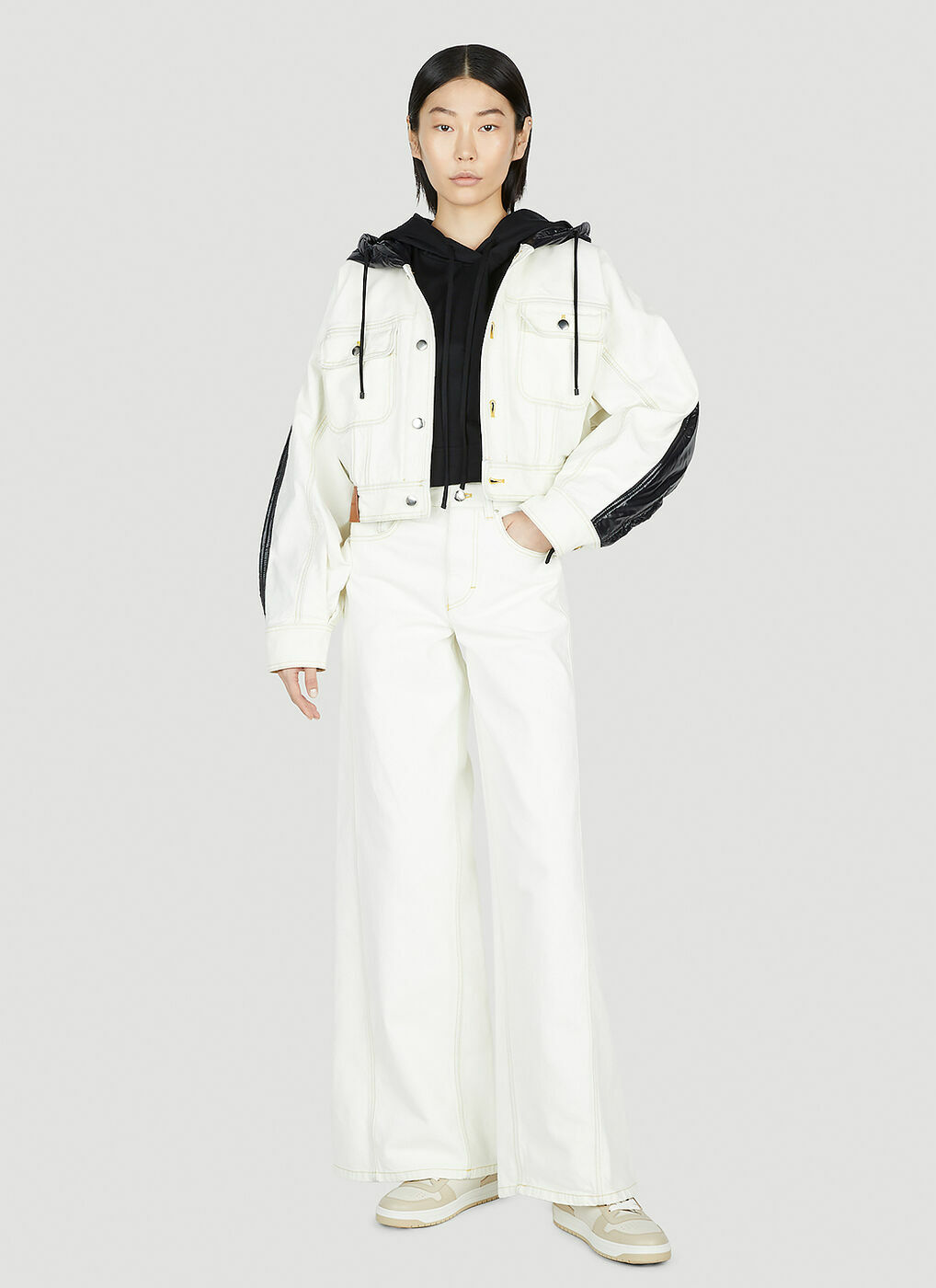 【MONCLER】 ワイドレッグパンツ ホワイト 【 x Alicia Keys】 Moncler x Alicia Keys - Wide Leg Pants in White