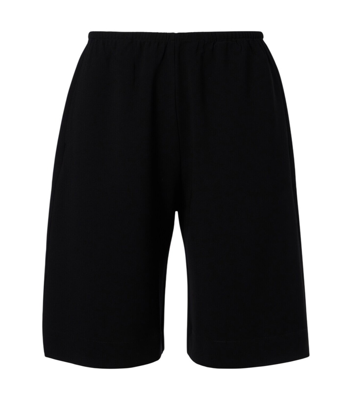Photo: Leset Arielle crêpe shorts