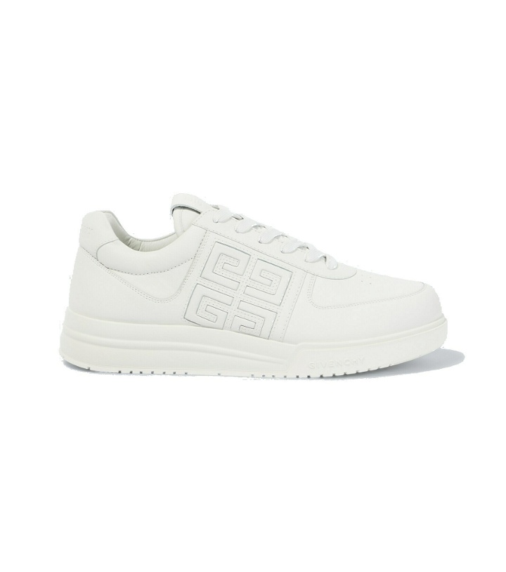 Photo: Givenchy - G4 leather low-top sneakers