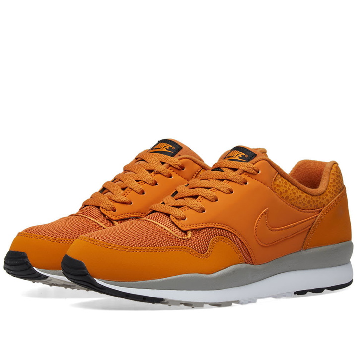 Photo: Nike Air Safari Orange