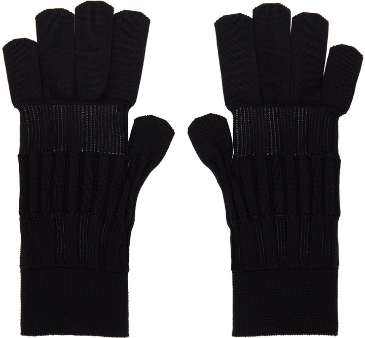 Photo: CFCL Black Fluted Gloves