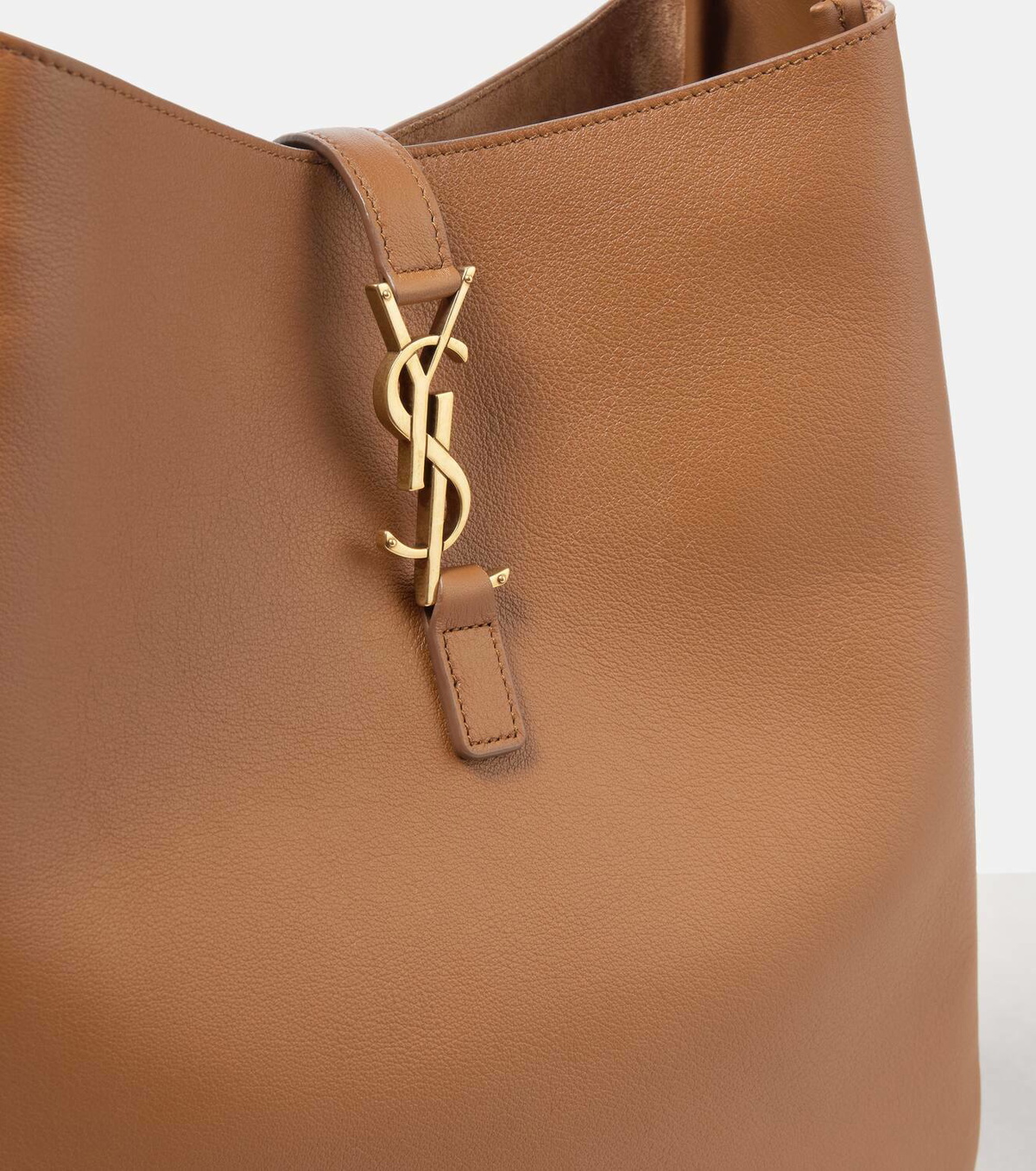 Saint Laurent Le 5 à 7 Supple Large leather shoulder bag