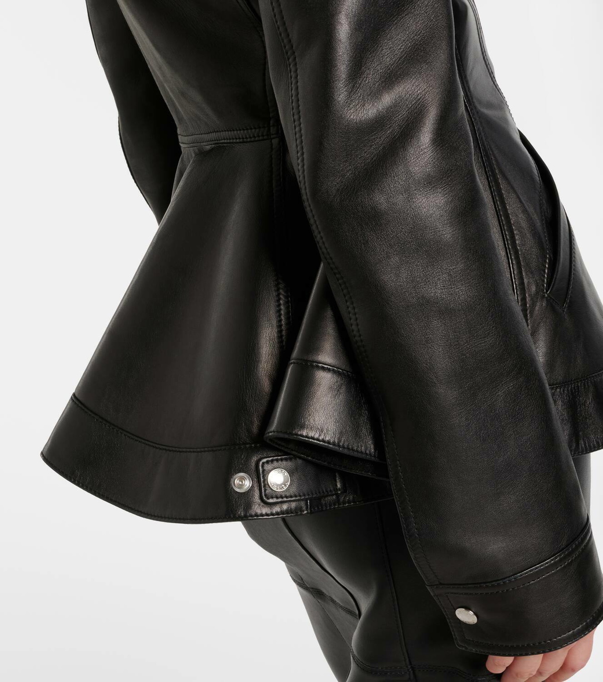 【関税&送料込】Alexander Mcqueen Short-Sleeve Jacket In Twe Alexander McQueen Corduroy-trimmed peplum leather jacket