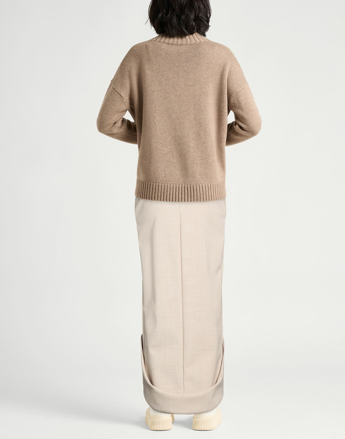 A. w.a. k.e. Mode Womens Maxi skirt in Beige