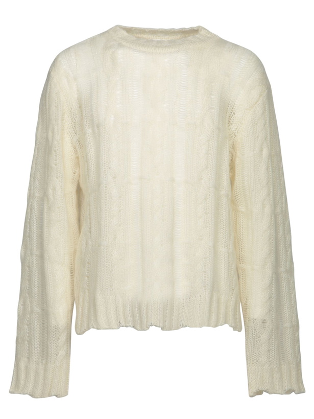 Photo: Séfr Gilberto Textured Knit White Sweater