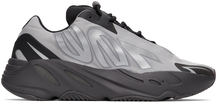 yeezy black and silver