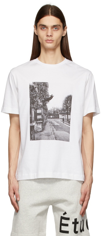 Photo: Études White Yves Klein Edition Wonder Jump T-Shirt