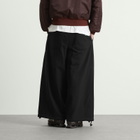 Anglan Men's Double Valley Tuck Sweat Pants in Black
