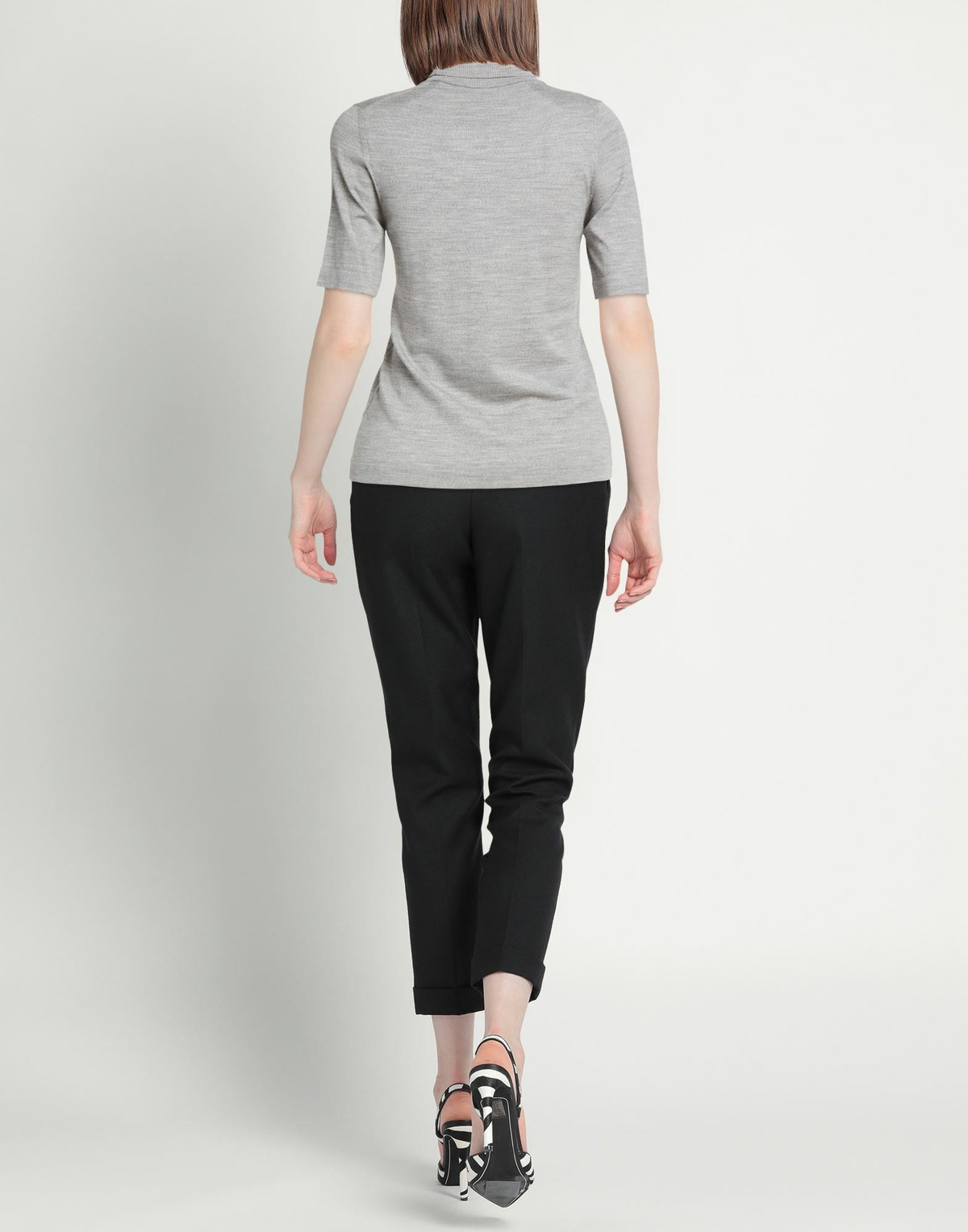 Goes Botanical Womens Turtleneck Light in Grey