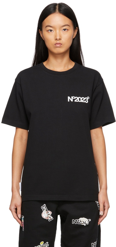 Photo: Aitor Throup’s TheDSA Black 'No.2023' T-Shirt